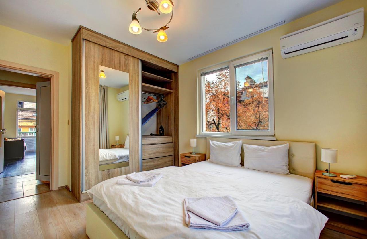 1Bd Nest In The Heart Of A Traditional Sofia Luaran gambar